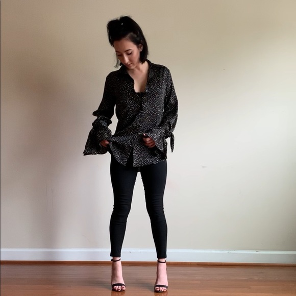 Polka Dot Banana Republic Blouse button down - Picture 3 of 8